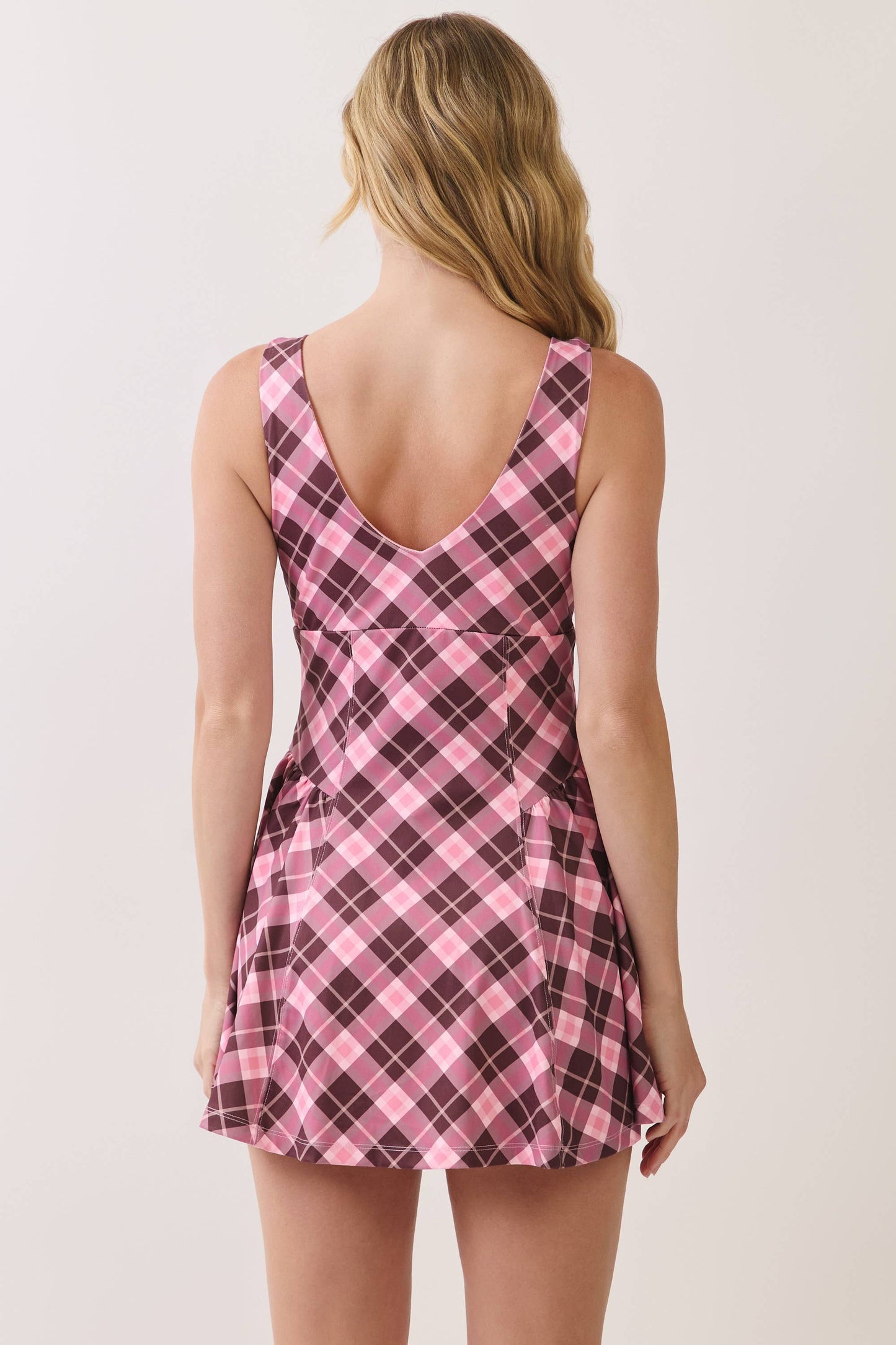 V-NECK ACTIVE DRESS -PINK PLAID