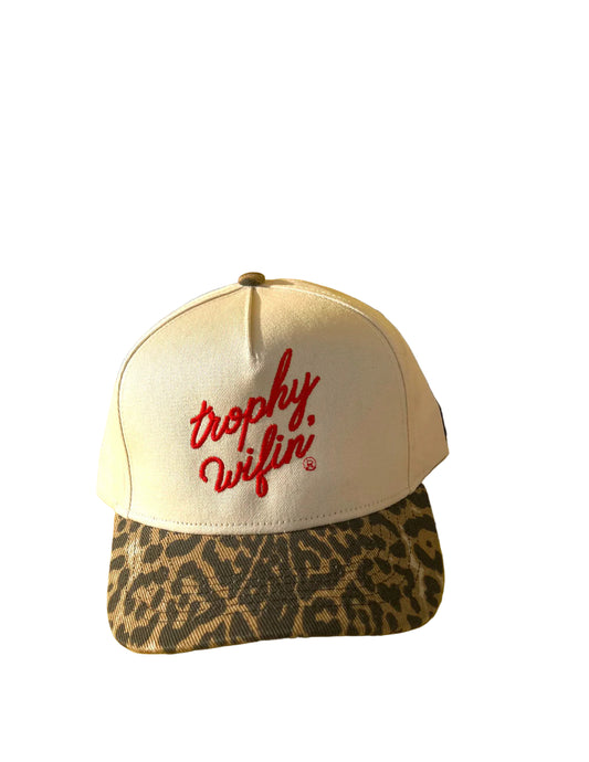 TROPHY WIFIN HAT - LEOPARD